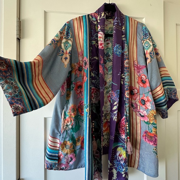 WELLER TOPIARY HUNTER KIMONO by Johnny Was. New with tags, 100% silk - Picture 11 of 12